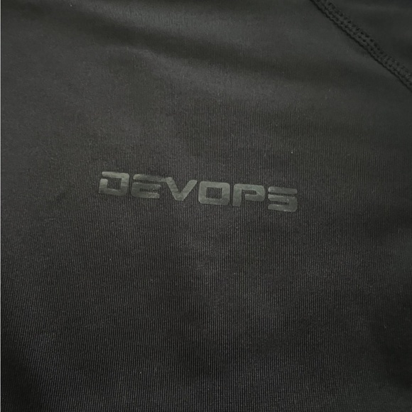 Devops Men's Thermal Long Sleeve Compression Shirts Size S (Bundle of 2) - Picture 3 of 3